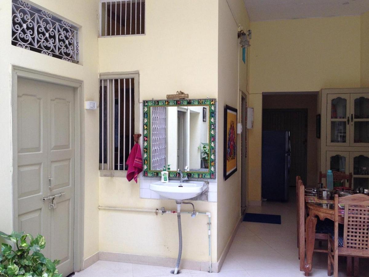 Cozy Inn Varanasi Exterior foto